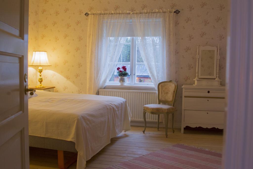 Hallebergs Bed&Breakfast Skara Room photo